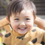 2歳の育児は生きる力と探求心を育んで自立を見守ろう