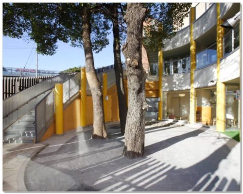 新宿三つの木保育園もりさんかくしかく