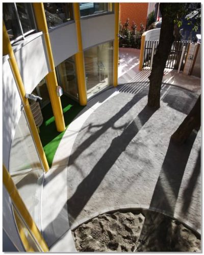 新宿三つの木保育園もりさんかくしかく