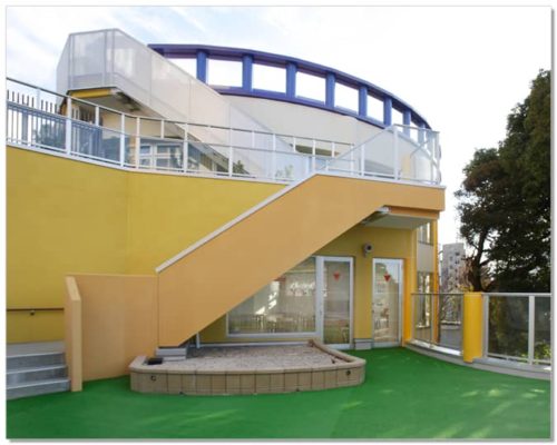 新宿三つの木保育園もりさんかくしかく