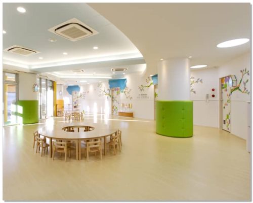 新宿三つの木保育園もりさんかくしかく