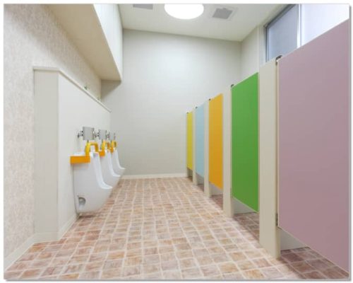 新宿三つの木保育園もりさんかくしかく