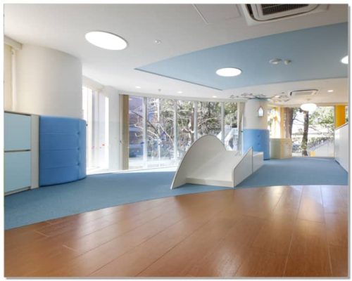 新宿三つの木保育園もりさんかくしかく