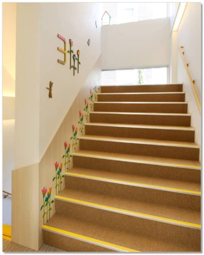 新宿三つの木保育園もりさんかくしかく