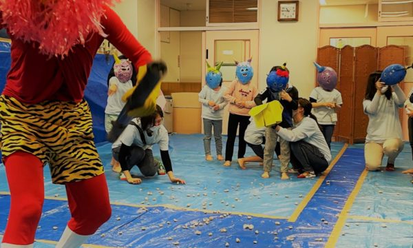 2 3の東京新聞に掲載 コロナ渦中での行事実施の際の 創意工夫がとり上げられました One Roof Alliance